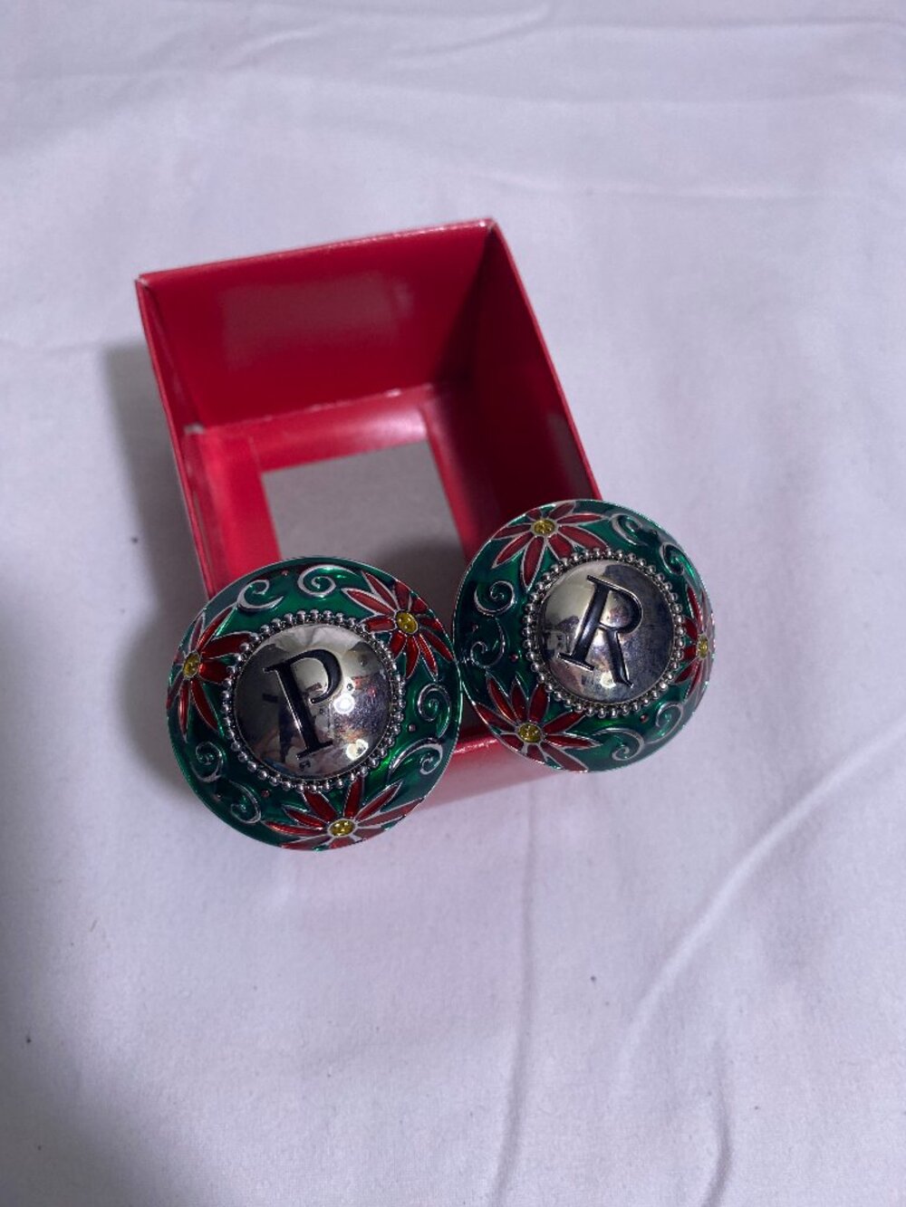 Set of 2 Monogram “P” Decorative Wine Bottle Stoppers Christmas Floral Enamel